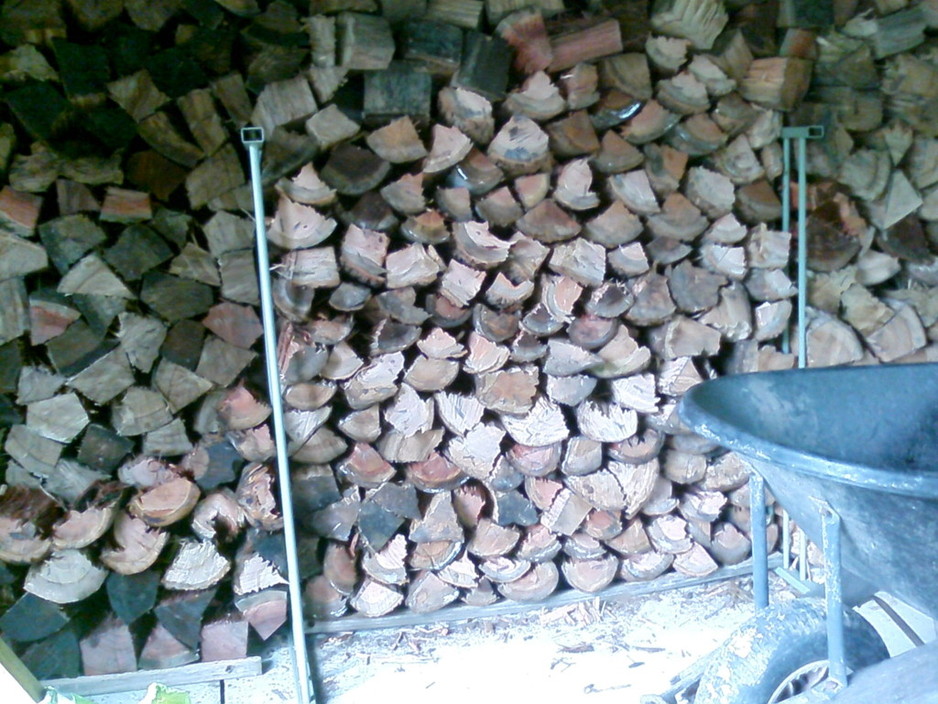 Nu-Angle Systems Pic 2 - Firewood stacked and dry ready for sale