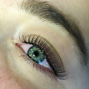 Harlow Lashes Pic 4