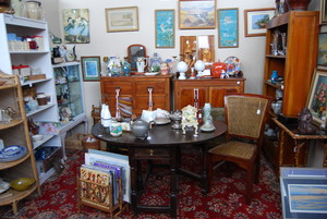 Antique Emporium Pic 4 - Antiques