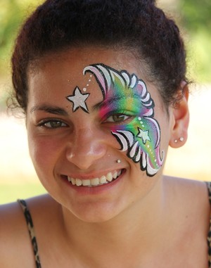 Face Painting & Balloon Art Pic 5