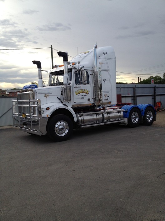 Mitchell's Transport Bathurst Pic 1