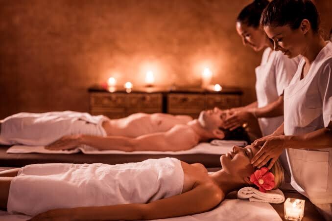 Mobile Organic Massage Pic 1 - Swedish deep relaxing couples massage