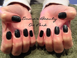 Emma's Beauty On Park Pic 3 - CND Shellac dry manicure