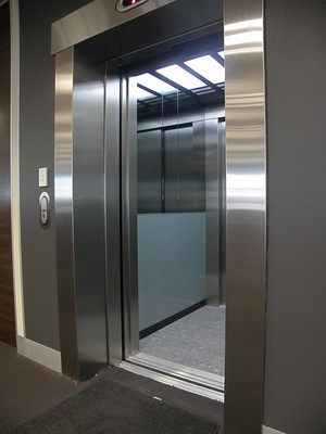 Prestige Lifting Services Pic 2 - Orona Lift