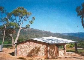 Grampians Pioneer Cottages Pic 1 - The barbecue area