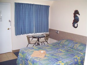 Nanango Star Motel Pic 4 - new refurbished double room