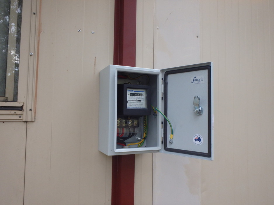 DangerZone Electrical Pic 1 - Check meter installed to donga in Humpty Doo Keep track of tenants power usage