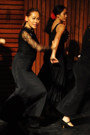 Pepa Molina Flamenco Dance Pic 4 - Student performance Post show fiesta Parramatta Riverside theatres 7th May 2016 Photography Katangtang Yaganak