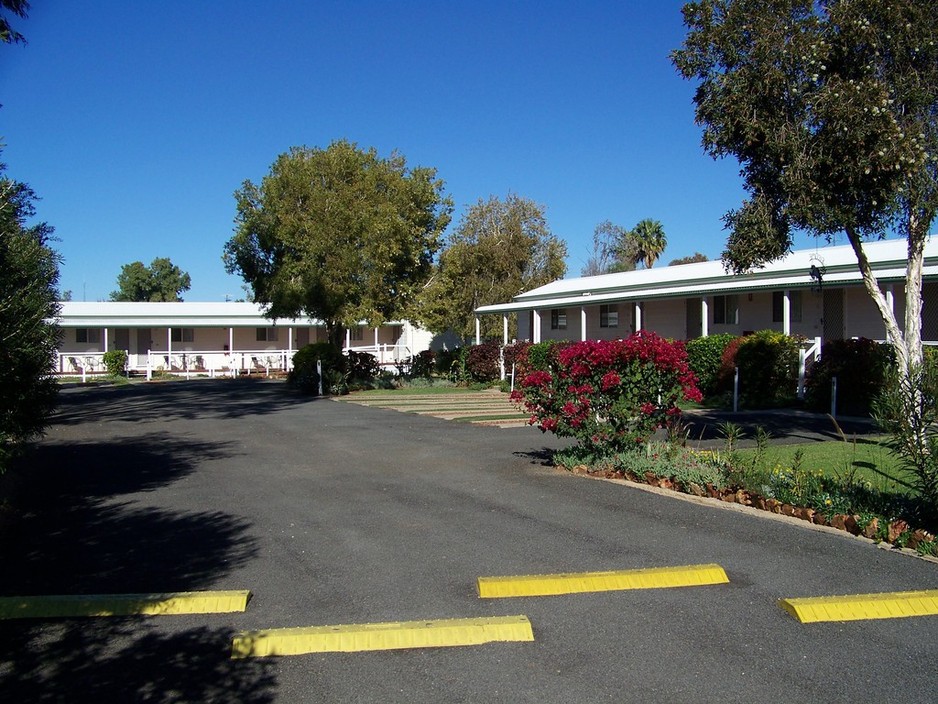 The Country Way Motor Inn Pic 1 - Motel Complex