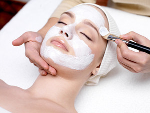 Synergy Hair Beauty Massage Pic 4 - Exquisite Phyts 100 Certified Organic Facials Facial Peels