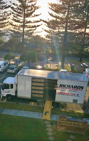 Richards Gold Coast Removals Pic 5 - Richards Gold Coast Removals Local Truck