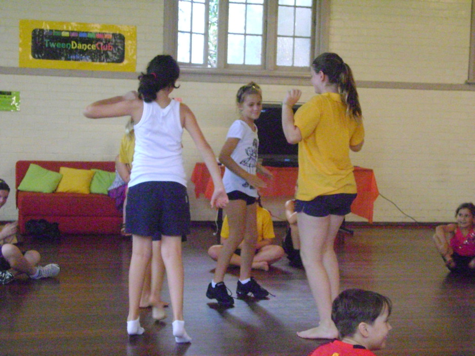 Tween Dance Club Pic 1 - Freestyle dancing