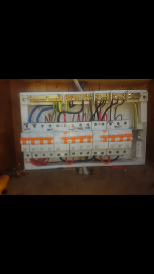 Licensed Electrical Contractors Pic 4