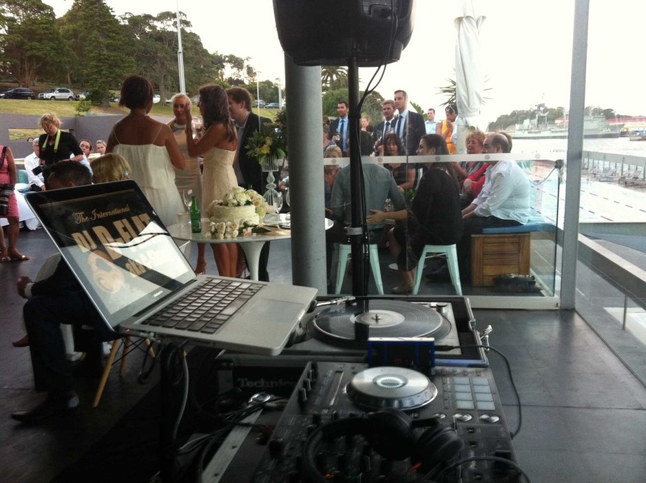 Exclusive Wedding DJ?s Pic 2 - dj for wedding