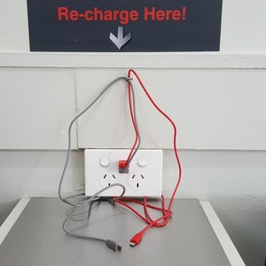 Indooroopilly Laundromat Pic 5 - Recharge Station Apple or Android