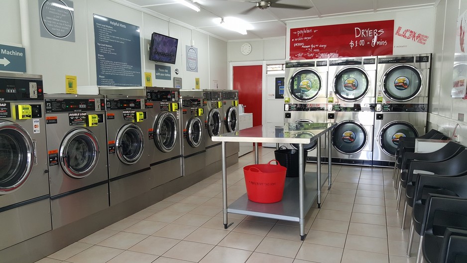 Indooroopilly Laundromat Pic 1 - Express Pay PayWave available on all Dexters