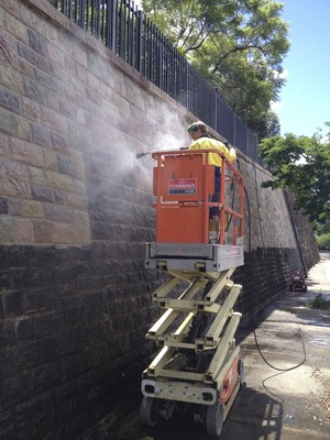 Clean The World Pic 4 - Brisbane City Sandstone Wall