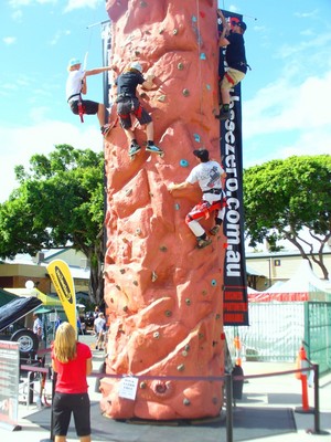 Mobile Rock Climbing Sydney - Base Zero Pic 3 - Rock Climbing Southerland Shire Sydney