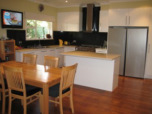 Melbourne Metro Property Renovators Pic 4 - Caulfield Kitchen Renovation After