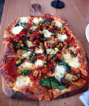 Etto Pic 2 - Vegetarian pizza