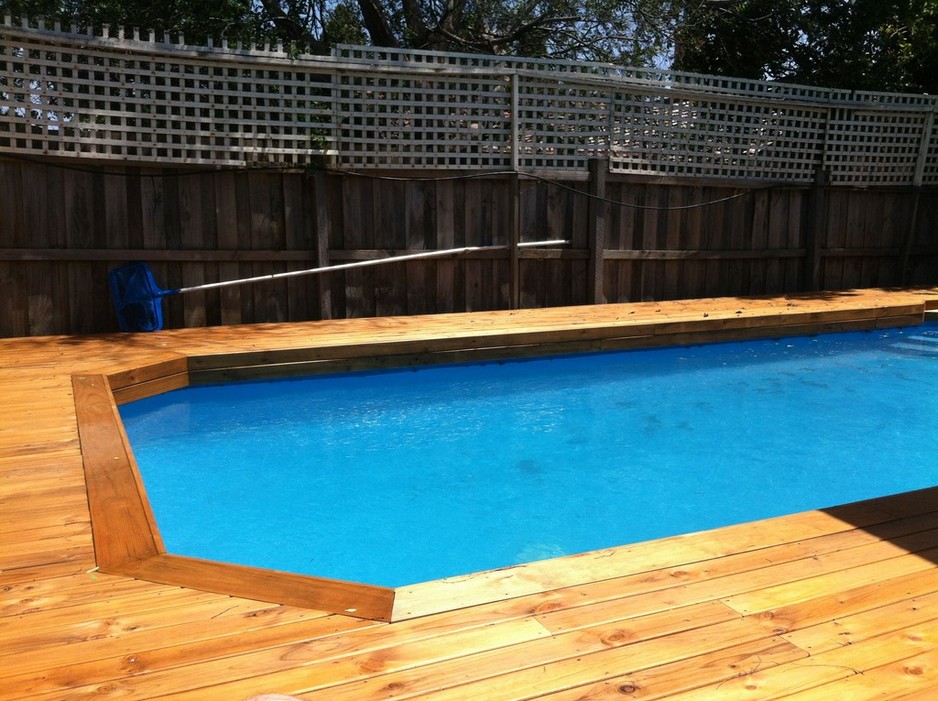 Thomas Le Coz Pic 1 - Pool deck