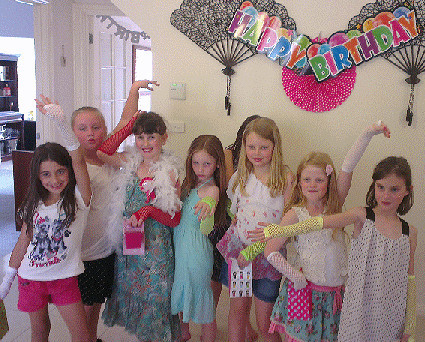 Kids Entertainment Sydney Pic 1 - These gorgeous dazzling divas are showing off their nails mesh gloves and yummy lolly bags