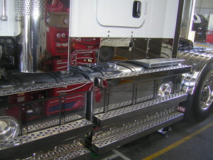 Engineering Kreationz Pic 3 - Truck Accessories to make make it stand out on the road