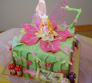 Anggun Cakes Pic 4 - Birthday Cake Fairy