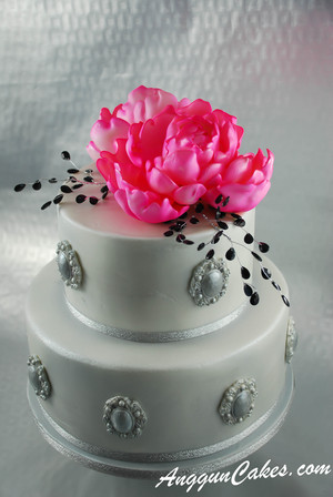 Anggun Cakes Pic 2 - Wedding Cake Contemporary