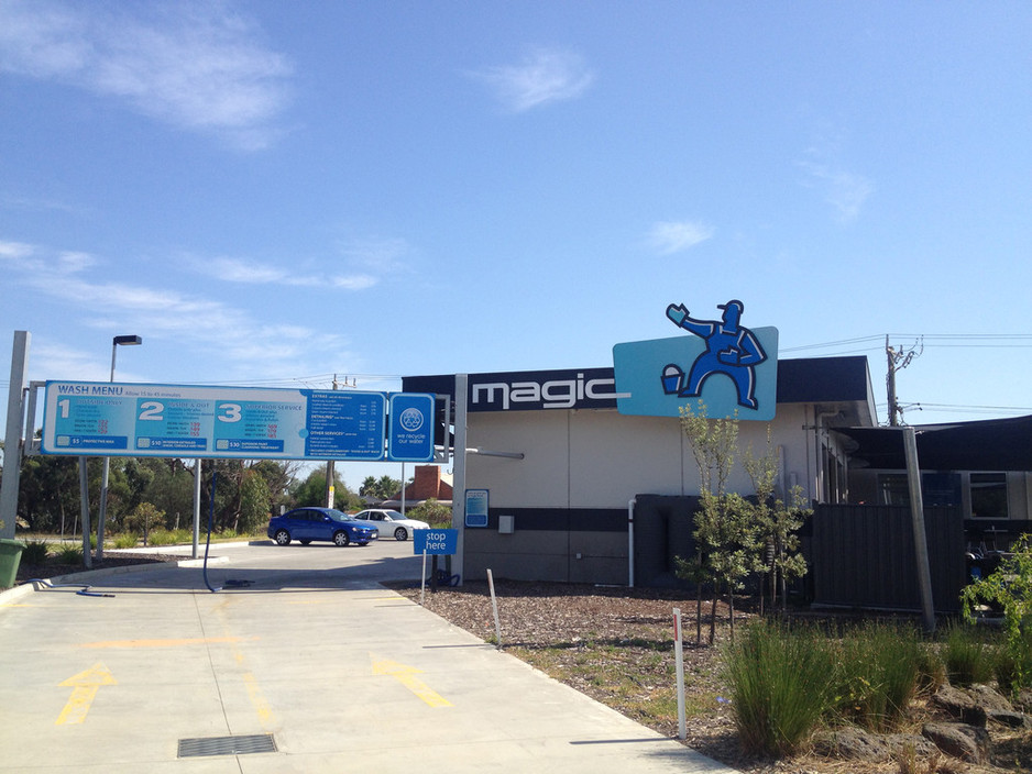 Magic Hand Carwash Cranbourne North Pic 1