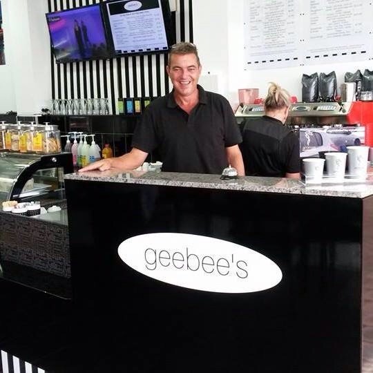 Gee Bee's Cafe Pic 1