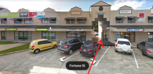 Oxenford Mind & Body Pic 2 - Fortune Place is just across the road from Coomera Police station Enter via door on the right just around from Suncare