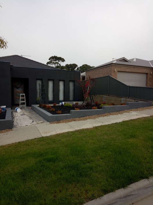 Bluey's Rendering and Handyman Services Pic 1