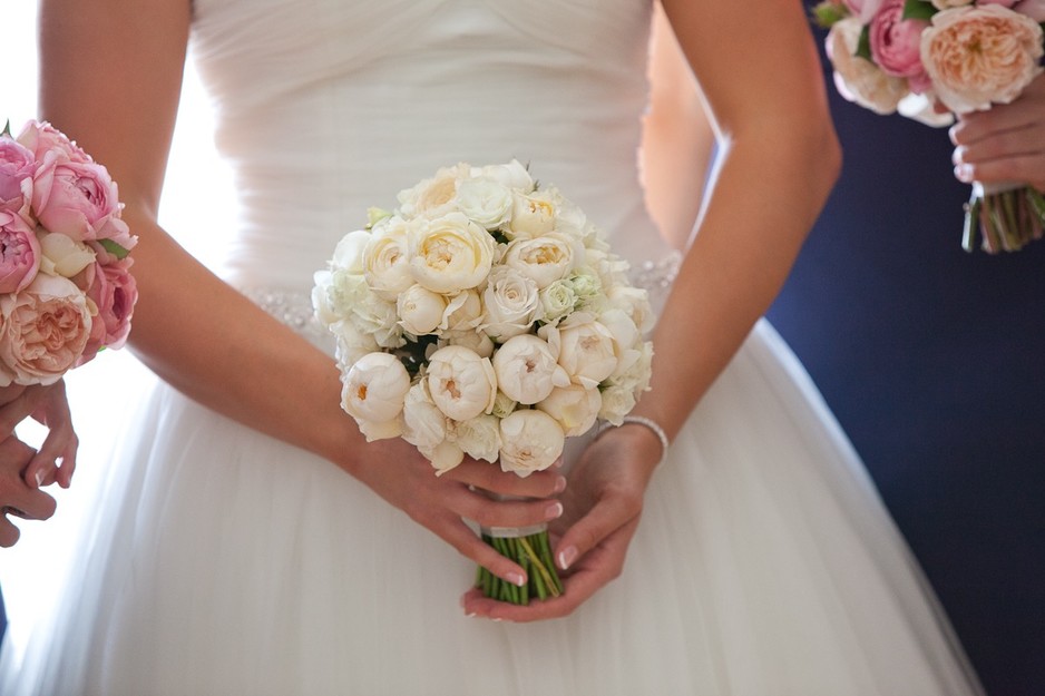 The Flower Establishment Pic 1 - Stunning wedding bouquets