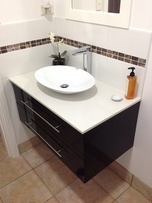 Carl's Maintenance & Handyman Service Pic 1 - Vanity installation Tiling