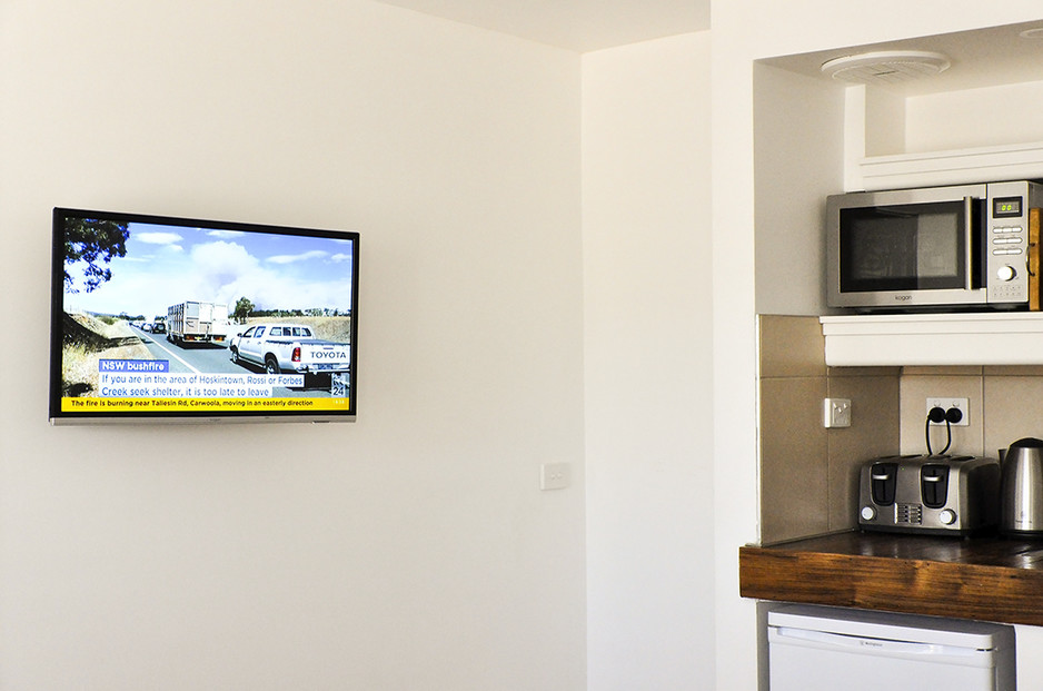 Destination Kyneton Pic 1 - Smart TV