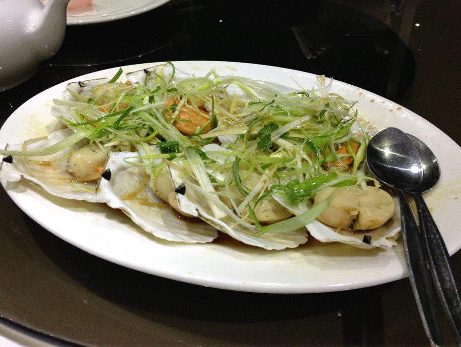 King Fook Seafood Restaurant Pic 1 - Steamed scallops with shallot and ginger sauce