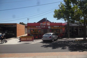 El-azar Takeaway Mixed Bus & Pizza Pic 3