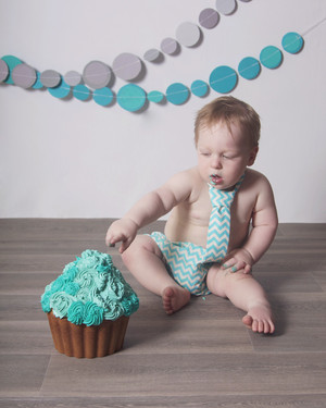 RAW Pixels Photography Pic 3 - Cake Smash