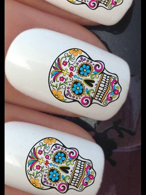 Scarlett Nail Design Pic 5