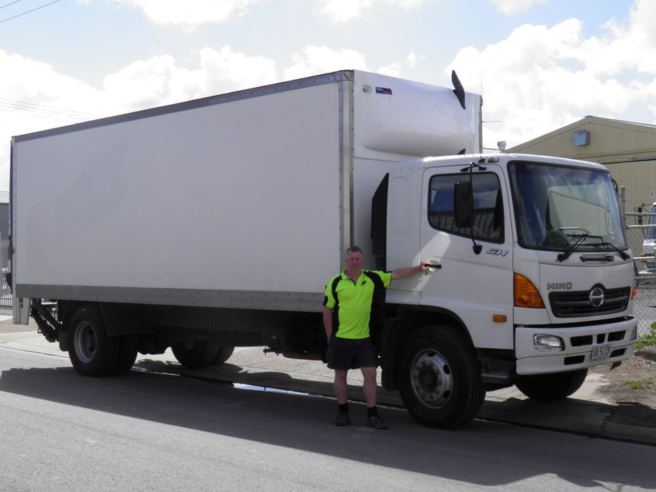 Adelaide Removals and Self Storage Pic 1 - modern large 45m3 truck with 2 tonne tailgate lifter