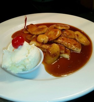 Victoria Hotel Tatura Pic 2 - Banana Crepes with Salted Caramel sauce