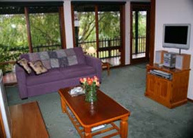 Olivers Creek Retreat Pic 1 - Cottage Lounge