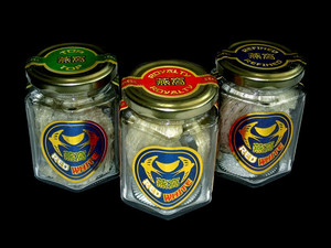 RedWhite Birdnest Pic 5 - Dry birdnest in vacuum sealed jar Sealed and packaged from our farms in Indonesia Only to be opened by customer to guarantee freshness