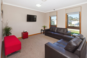 Frankston Holiday Park Pic 4 - Community lounge