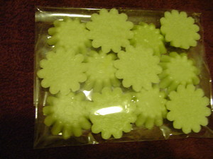 Candle Manufacturers Pic 5 - scented soy wax candle melts