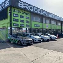 Brooklyn Accident Repair Centre Pic 1