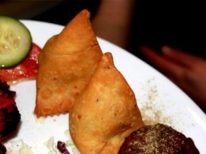 Indian Affair in the City Pic 5 - Samosas