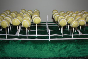 Tastefully Sweet Pic 4 - Tennis Cake Pops with Tennis Court