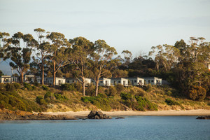 Swansea Beach Chalets Pic 2 - Swansea Beach Chalets